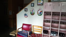 �����݂�����̉Ƃ̓���